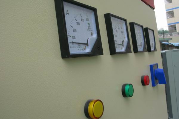 曲水配电柜-3683讲讲配电柜注意事项